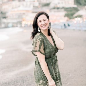 Meet your Posher, Stacy